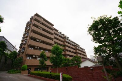 ライオンズマンション乃木坂　外観1